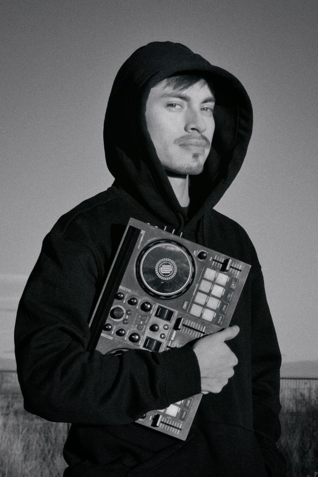 DJ, hood